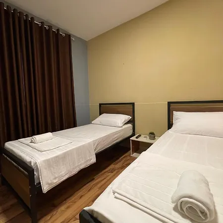 Eja Mare Pensión Vlorë