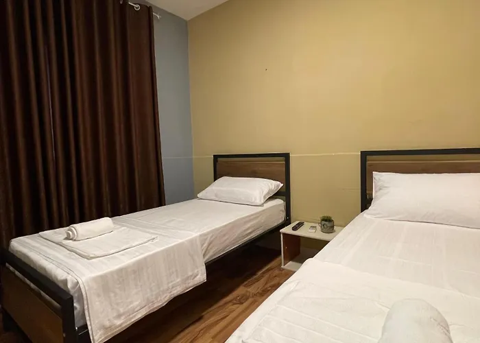 Eja Mare Pensión Vlorë
