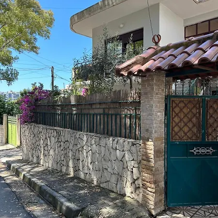 ゲストハウス Eja Mare Vlorë